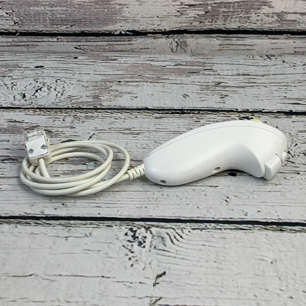 Nintendo Wii Nunchuk Controller White Wired Auxiliary Gamepad‎ OEM Tested